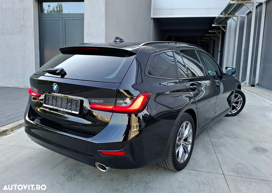BMW Seria 3 320d Sport Line Shadow - 11