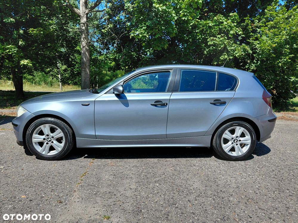 BMW Seria 1 - 32