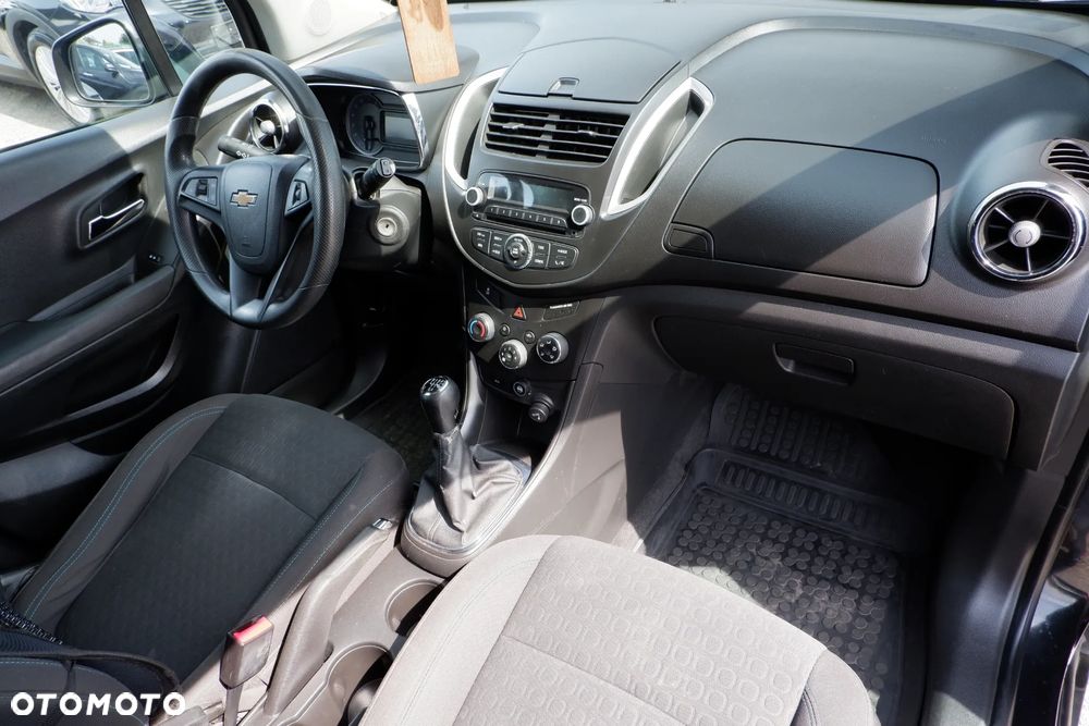 Chevrolet Trax 1.6 LS - 4