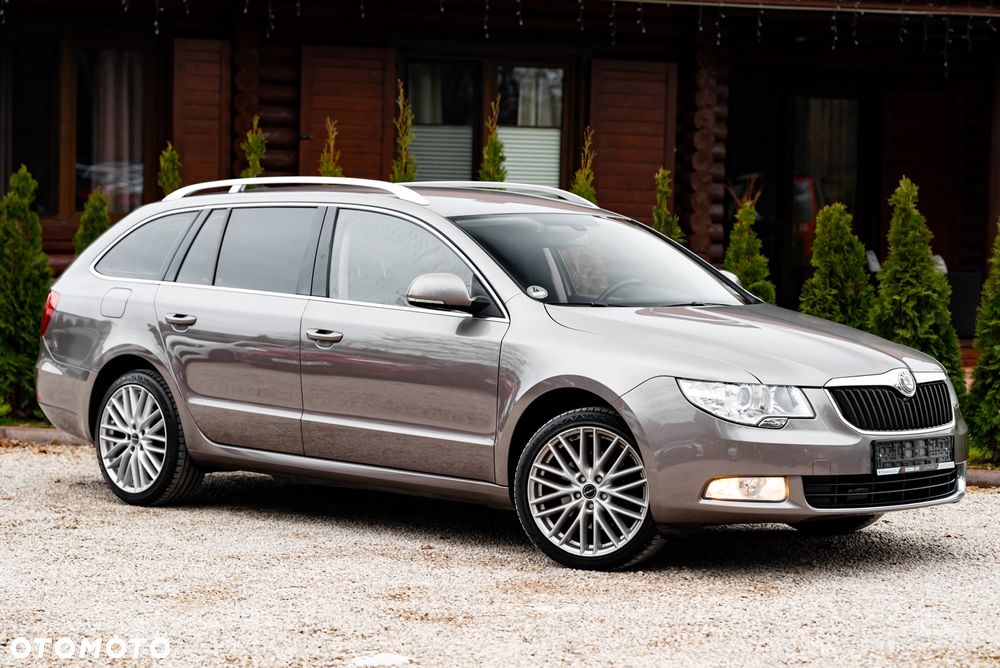 Skoda Superb 2.0 TDI Elegance Green tec - 6