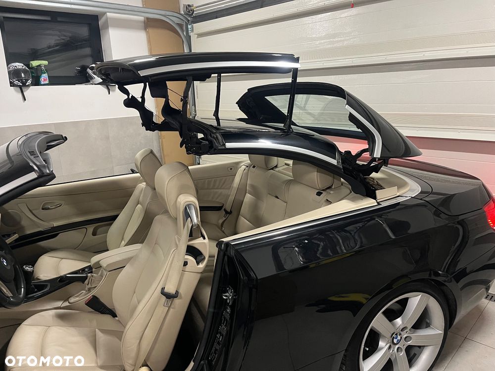 BMW Seria 3 320i Edition Exclusive - 17