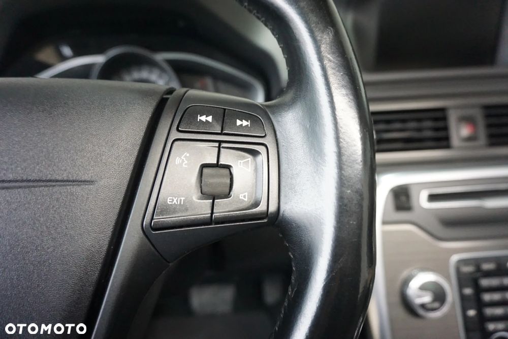 Volvo XC 70 D4 Geartronic Kinetic - 32
