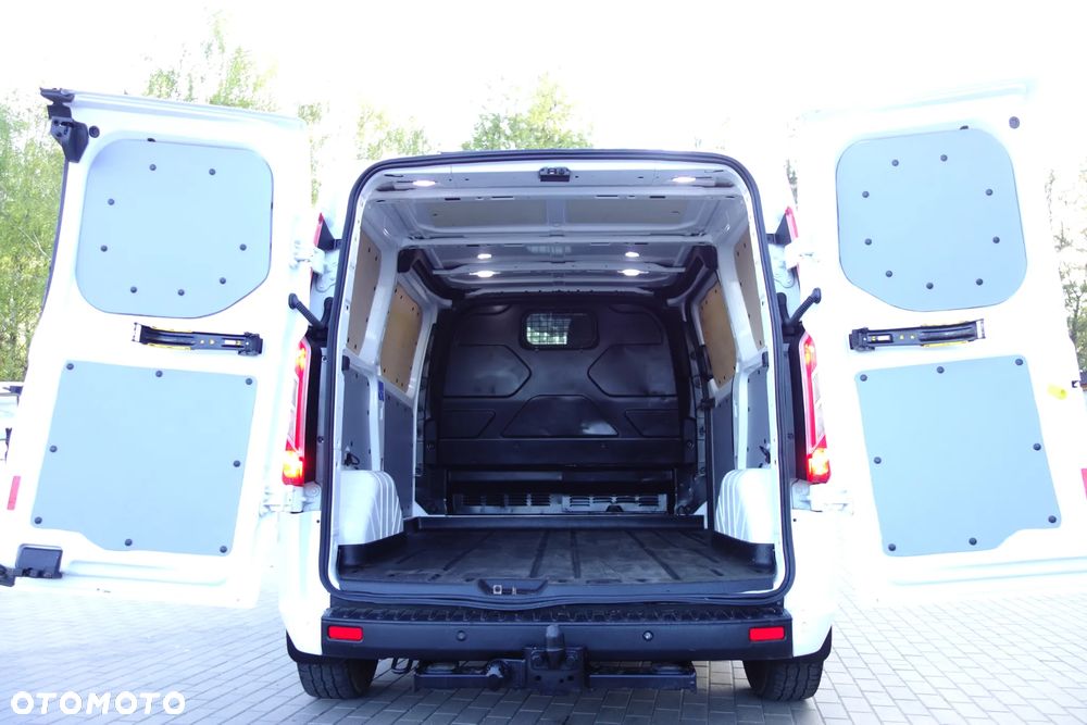 Ford Transit Custom  2.0 Ecoblue  130 KM Automat L1H1 Klima Webasto - 11