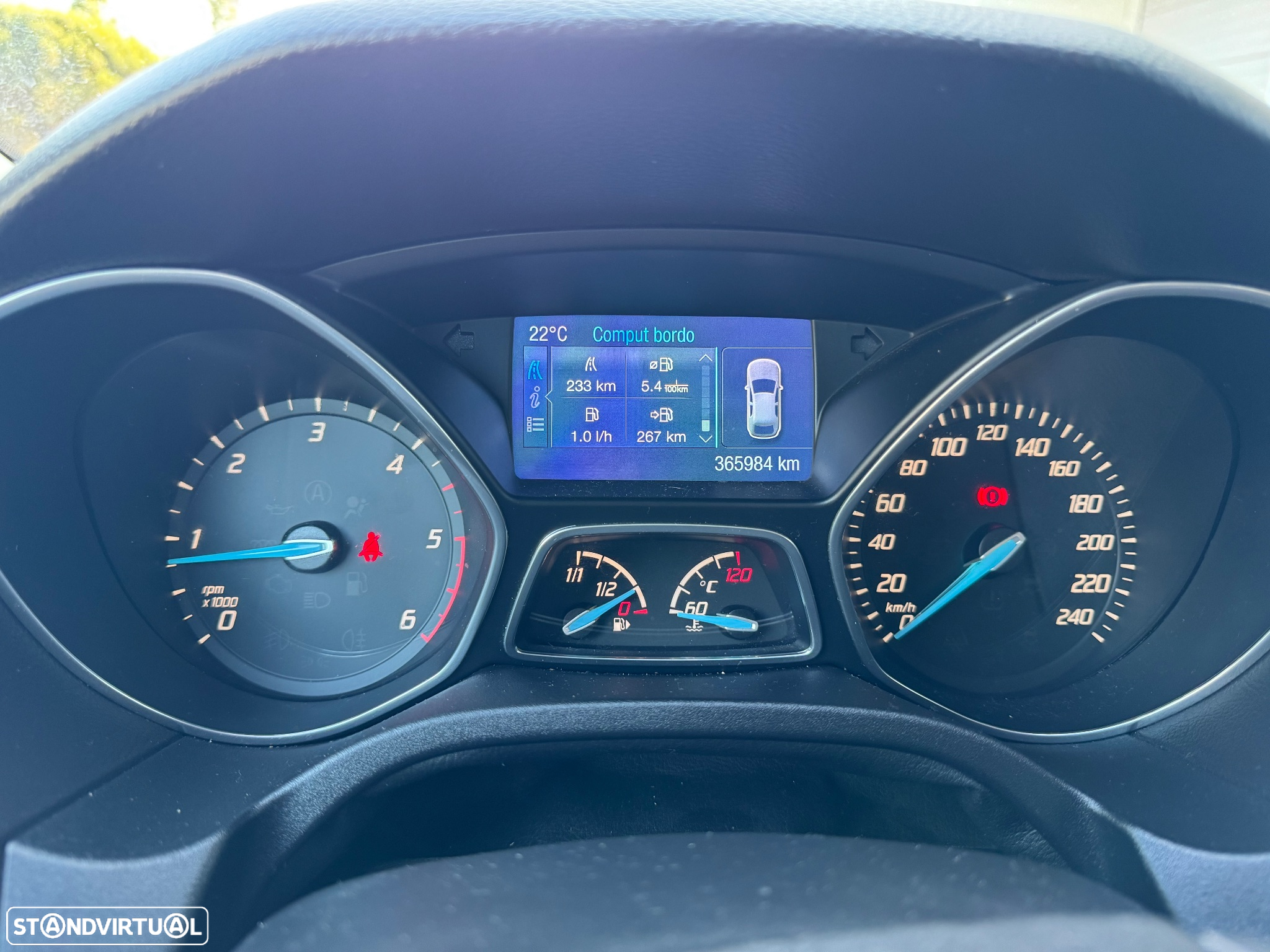 Ford Focus SW 1.6 TDCi DPF SYNC Edition - 10