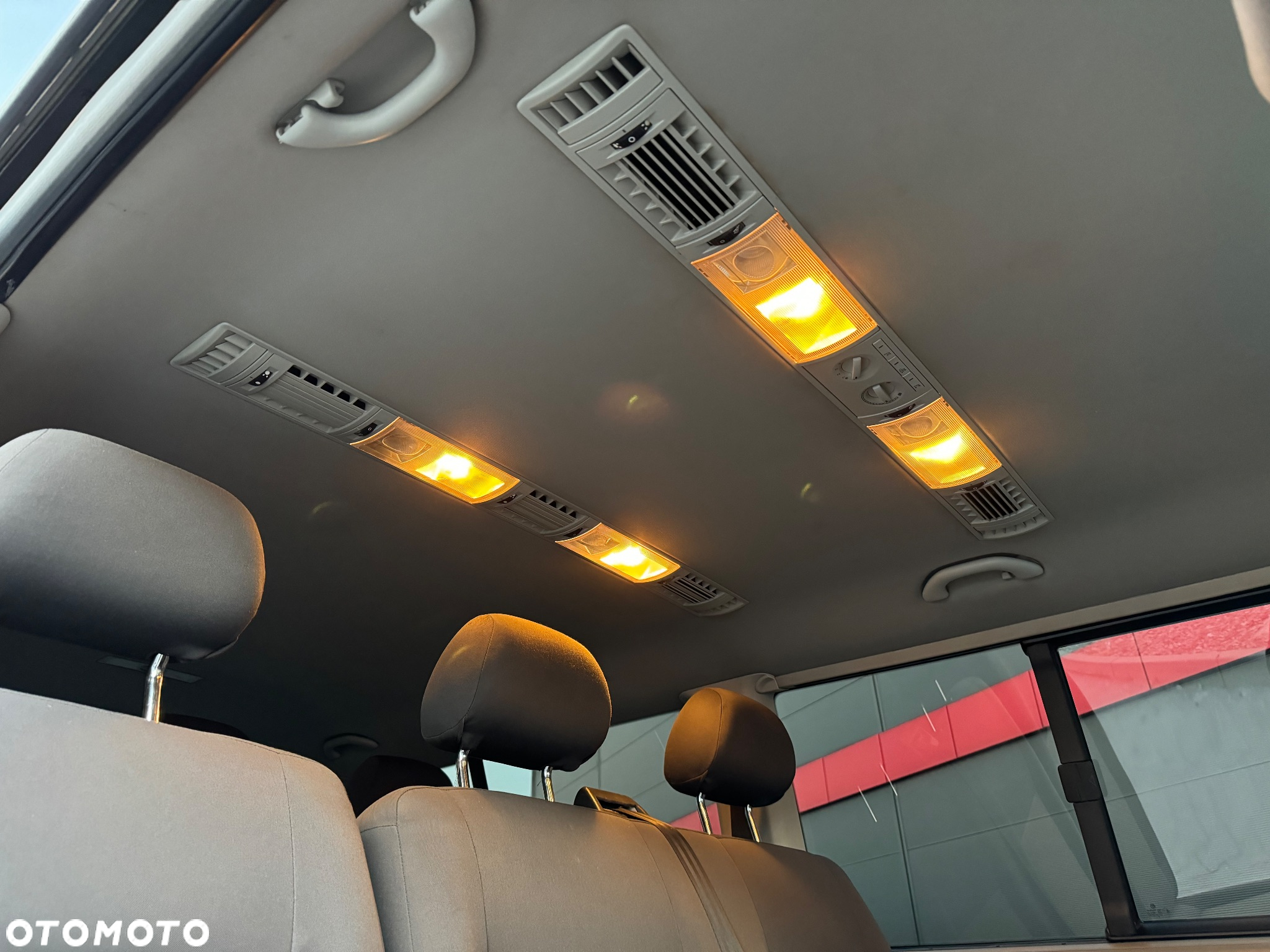 Volkswagen Caravelle TDI L2 Trendline - 7