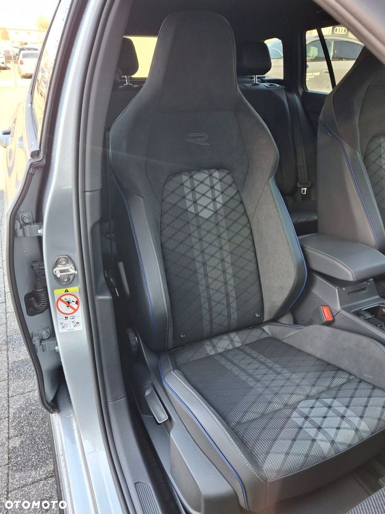 Volkswagen Golf Variant 1.5 eTSI mHEV R-Line Plus DSG - 15