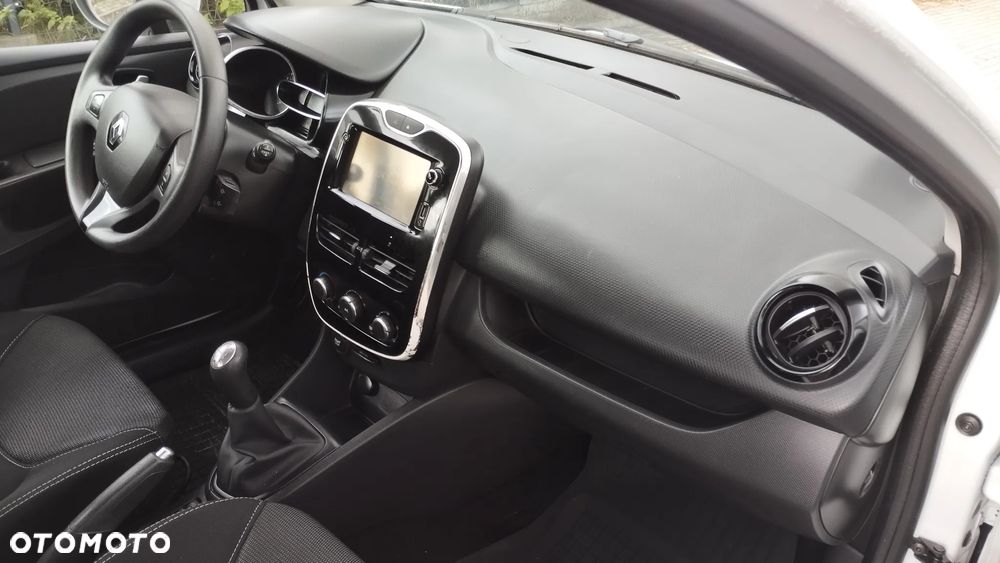 Renault Clio 1.2 16V Dynamique - 23
