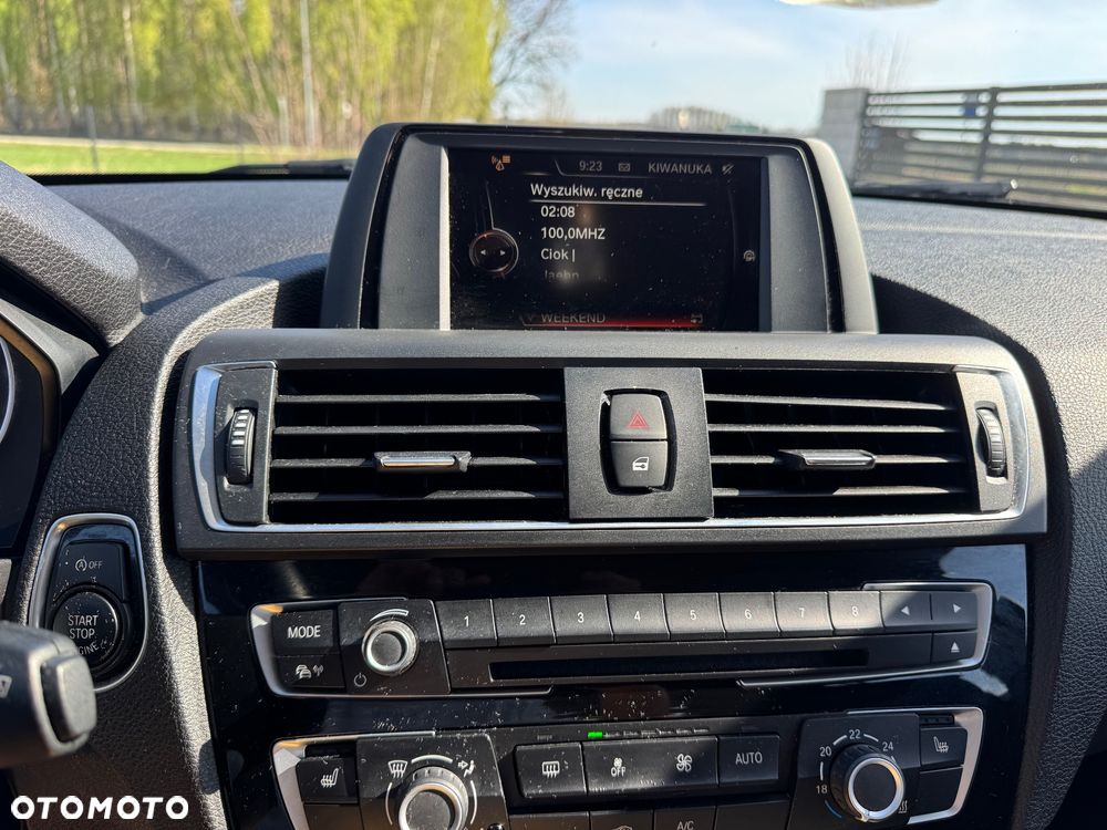 BMW Seria 1 116i - 19