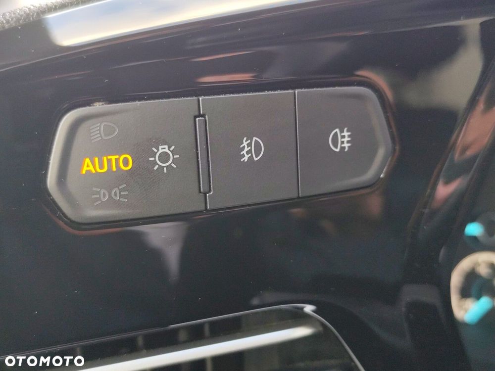 Ford Tourneo Connect - 22