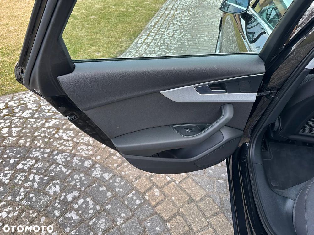 Audi A4 Avant 2.0 TFSI ultra S tronic - 27