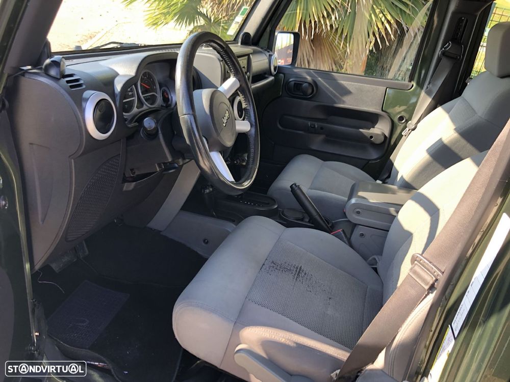 Jeep Wrangler - 6