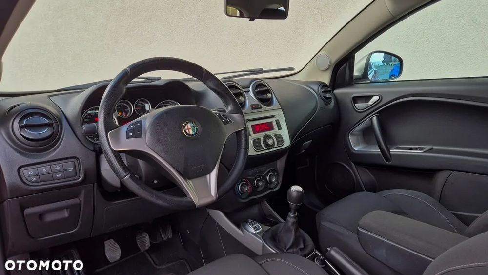 Alfa Romeo Mito 1.4 MultiAir Distinctive - 11