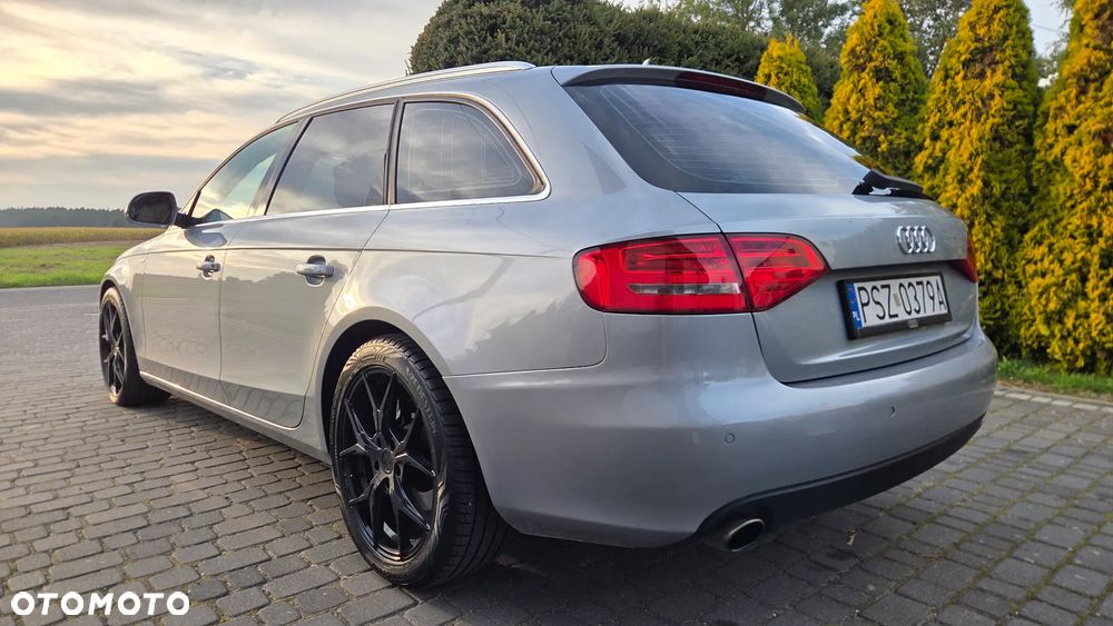 Audi A4 Avant - 4
