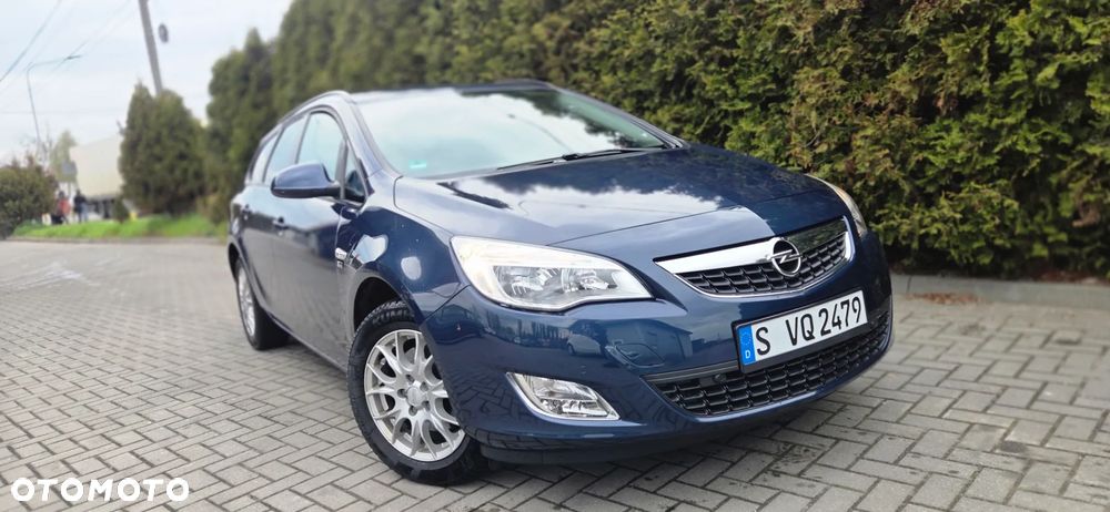 Opel Astra 1.6 Turbo 150 Jahre - 21