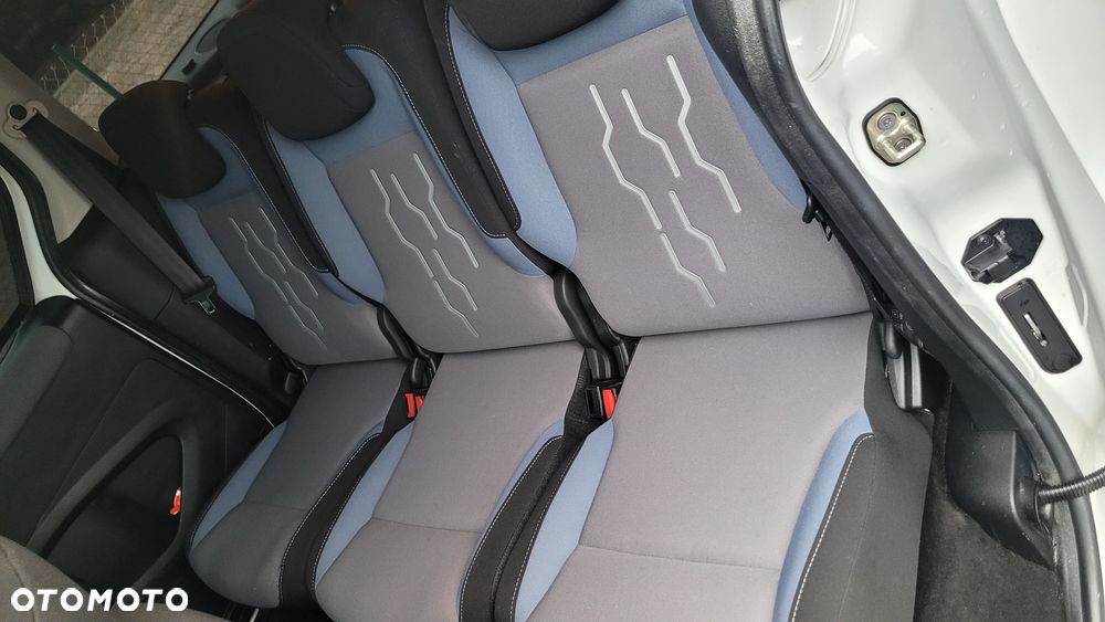 Peugeot Partner ver-hdi-fap-115-family - 16