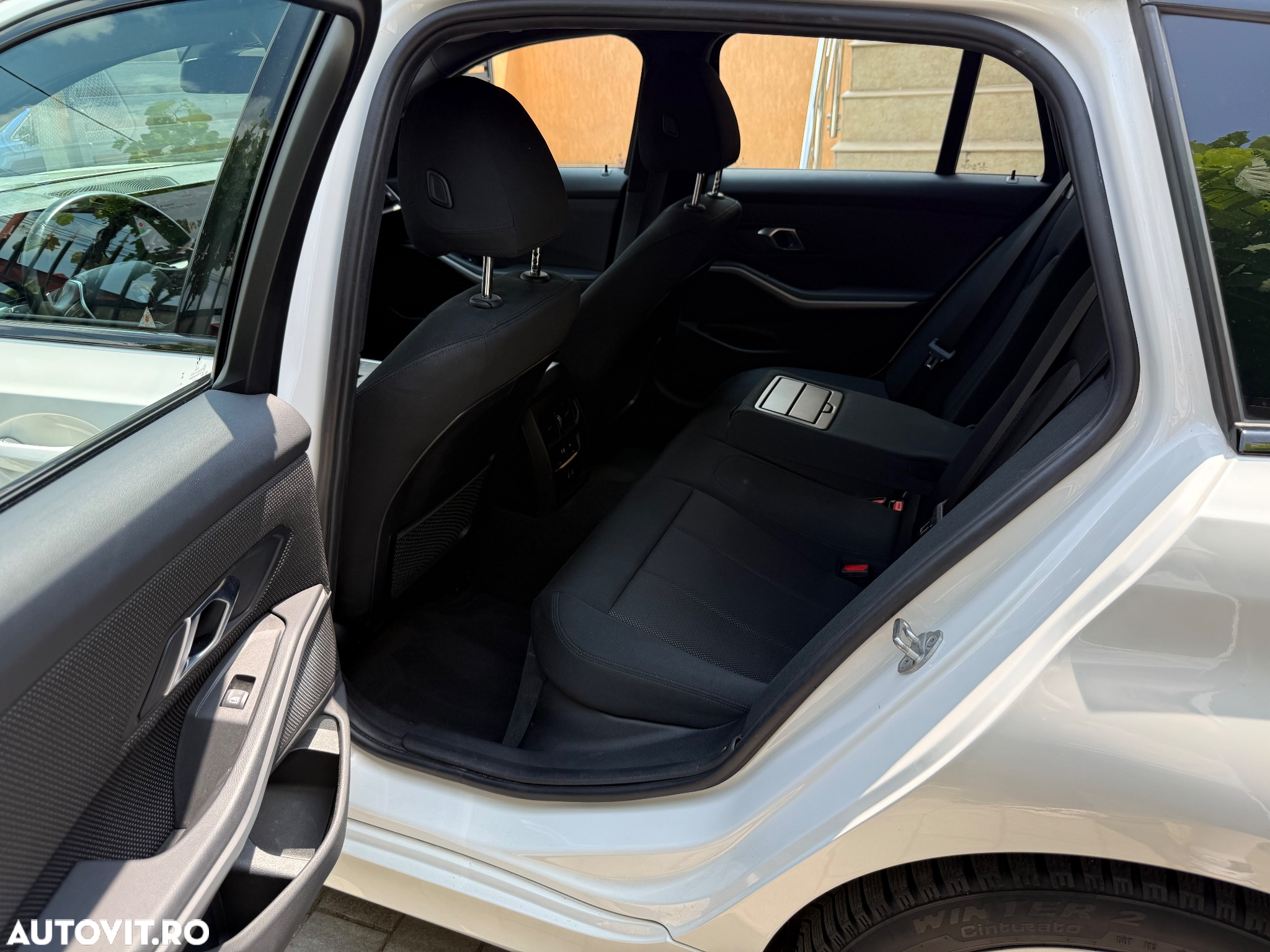 BMW Seria 3 318i Touring Aut. - 14