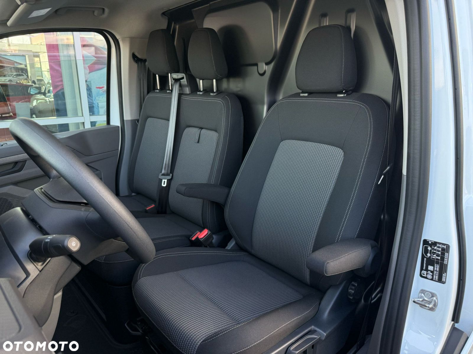 Volkswagen Transporter 2.0 TDI Manual - 9