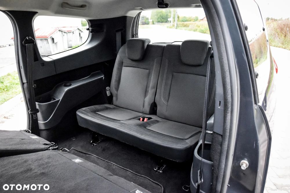 Dacia Lodgy 1.2 TCe Prestige - 26