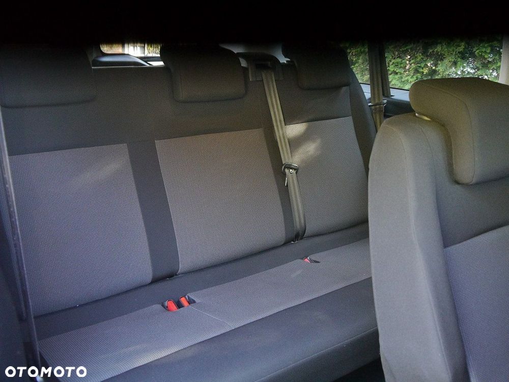 Opel Zafira 2.0 D L Elegance - 37