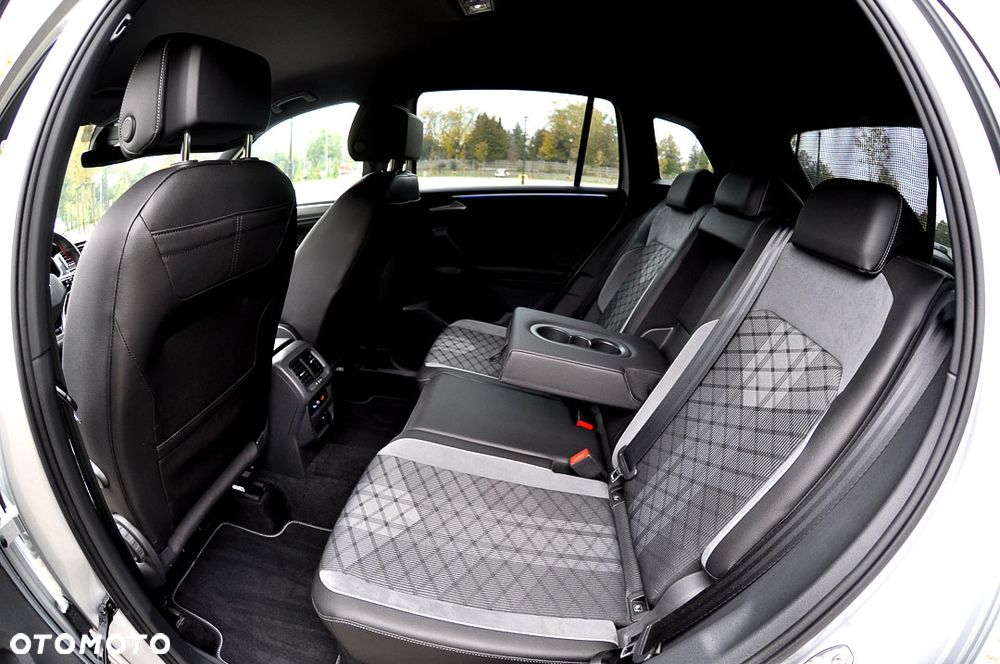 Volkswagen Tiguan 2.0 TDI SCR DSG R-Line - 30