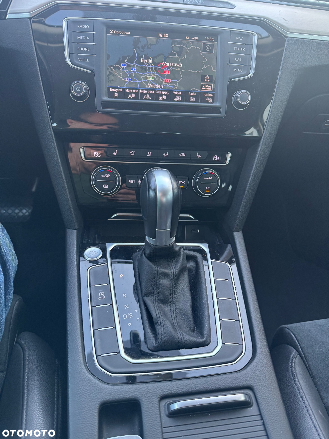 Volkswagen Passat 2.0 TDI BMT Highline DSG - 22