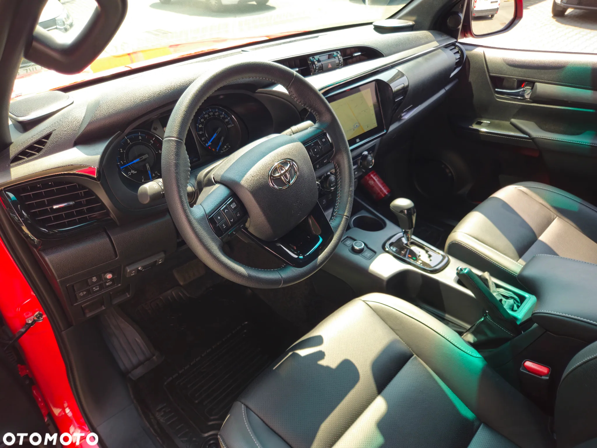 Toyota Hilux 2.8 D-4D Double Cab Invincible 4x4 - 20