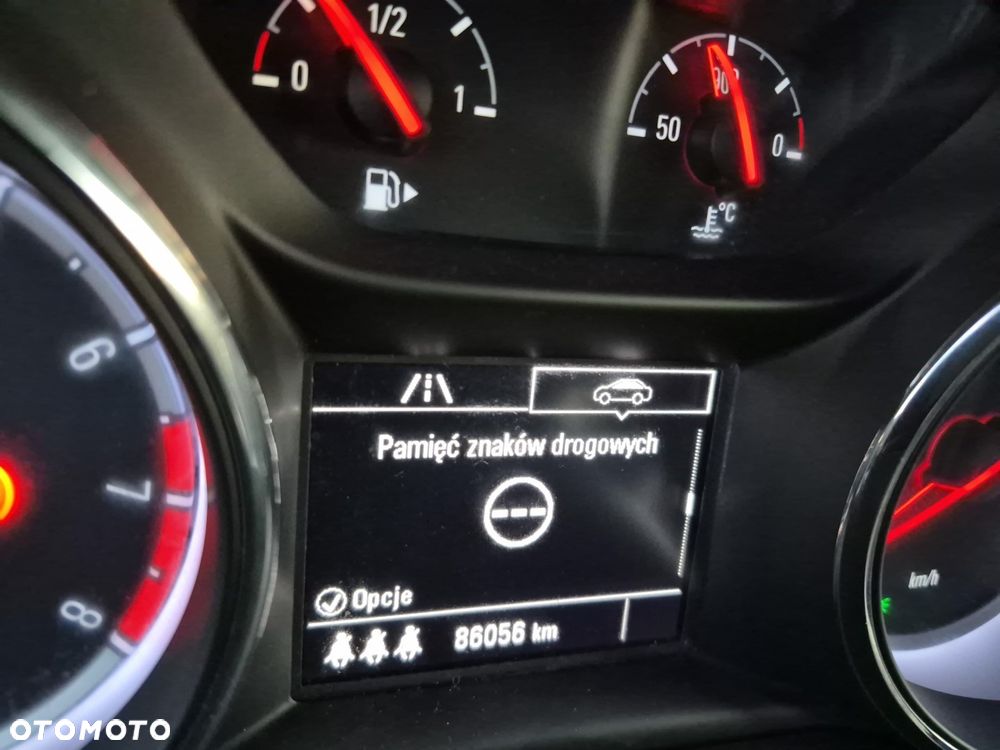 Opel Astra 1.4 Turbo Innovation - 20
