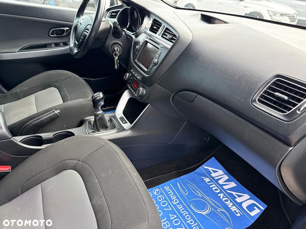 Kia Ceed 1.6 CRDi L - 17