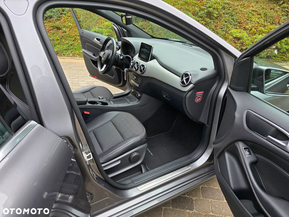 Mercedes-Benz Klasa B 200 7G-DCT Urban - 9