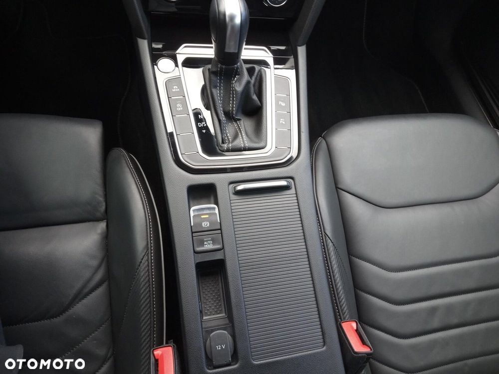 Volkswagen Arteon 2.0 TSI R-Line DSG - 17