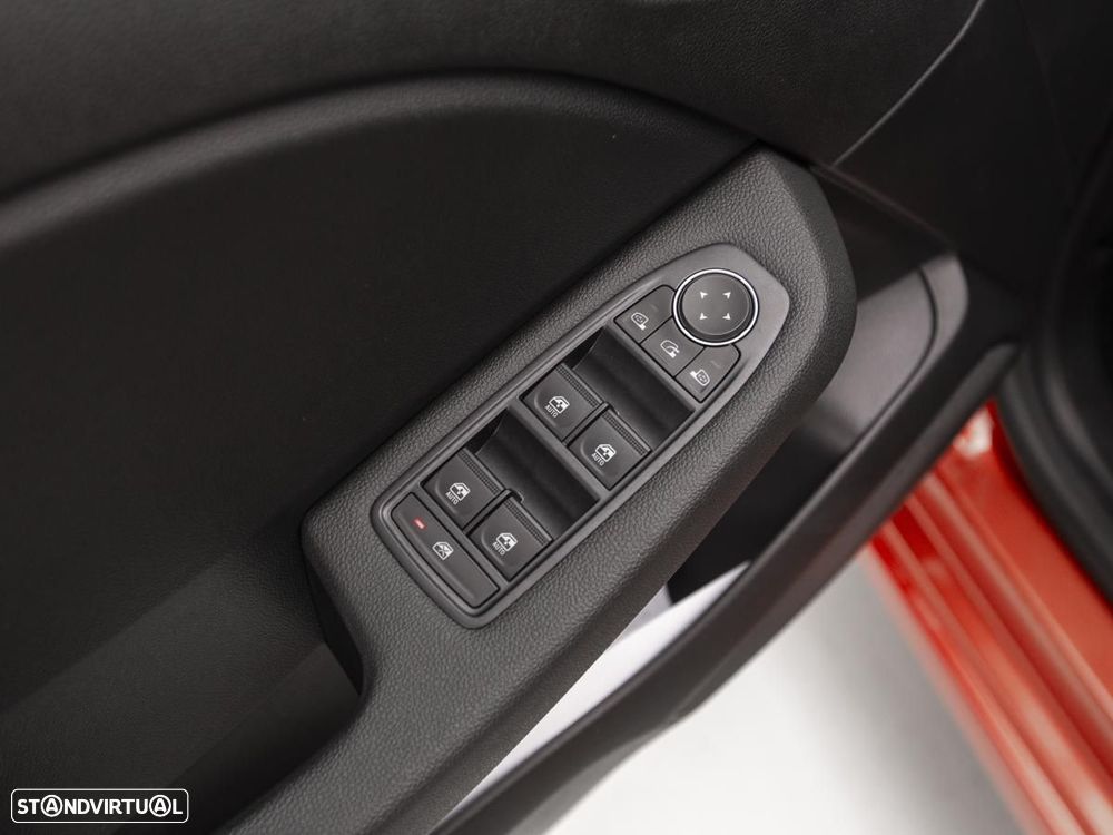 Renault Clio 1.0 TCe Evolution - 11