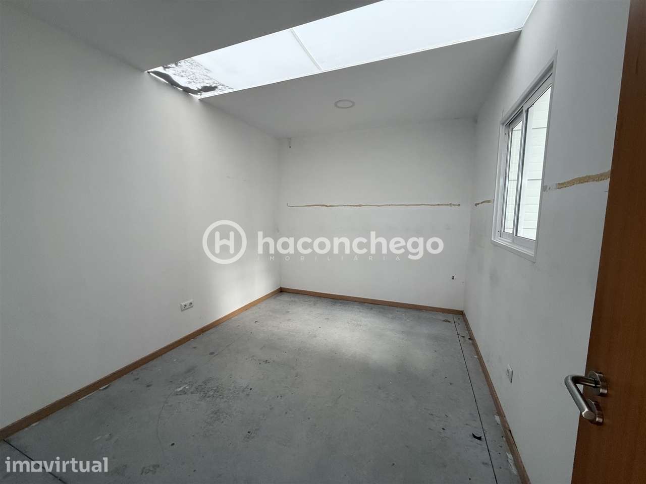 Armazém  Arrendamento em Perelhal,Barcelos - Grande imagem: 5/10