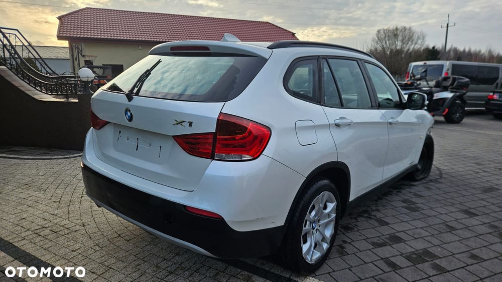 BMW X1 sDrive18d xLine - 10