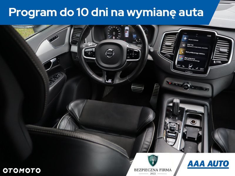 Volvo XC 90 - 9