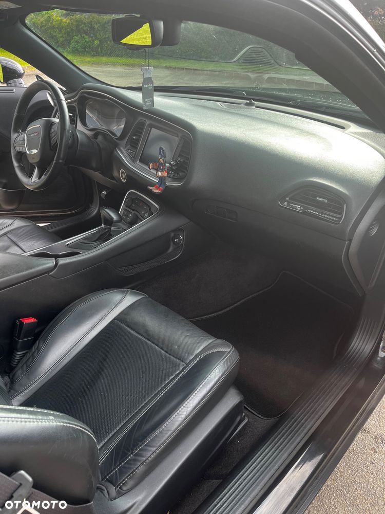 Dodge Challenger Automatik SXT Plus - 21