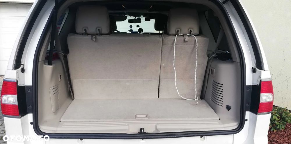 Lincoln Navigator 5.4 4x4 - 19