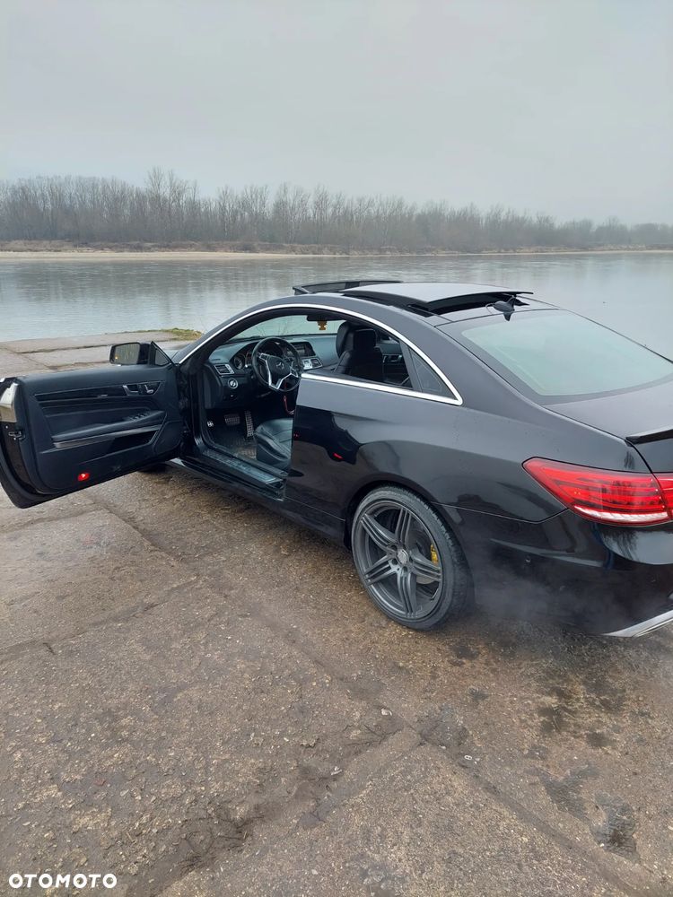 Mercedes-Benz Klasa E 350 Coupe 4Matic 7G-TRONIC - 22