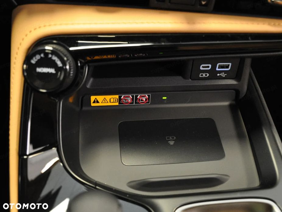 Lexus NX - 16