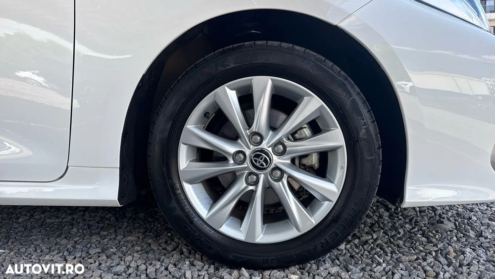 Toyota Corolla 1.8 HSD Business - 26