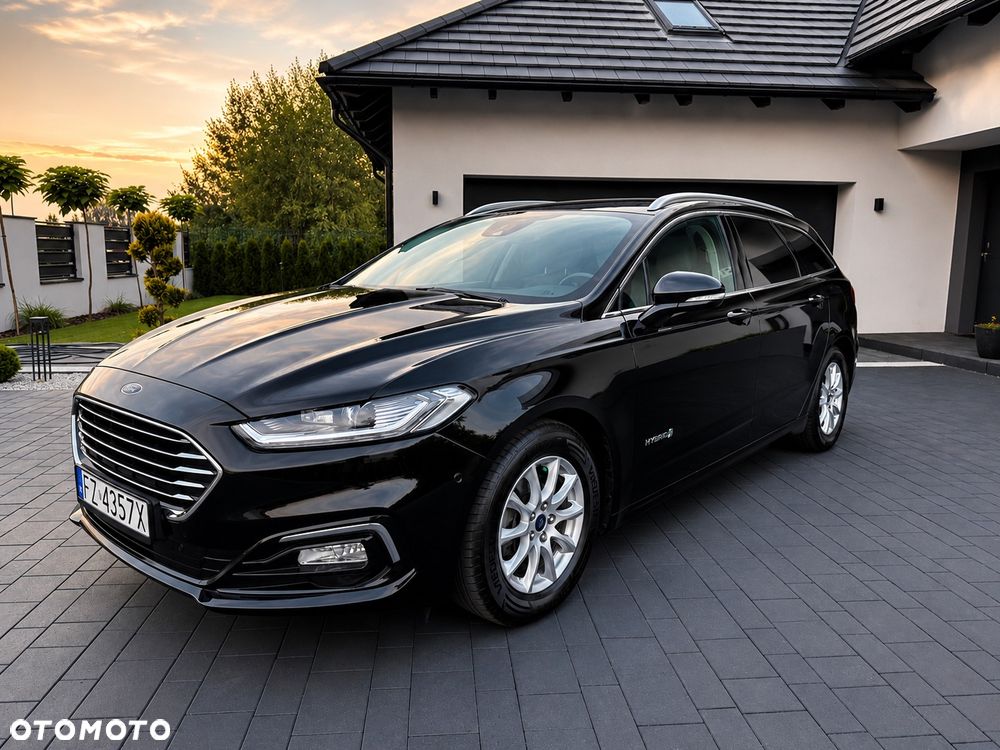 Ford Mondeo 2.0 Hybrid Titanium - 1