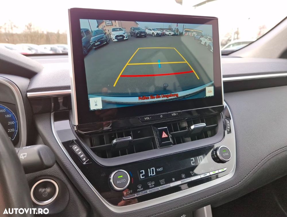 Toyota Corolla Cross 2.0 VVT-i Team Deutschland - 12