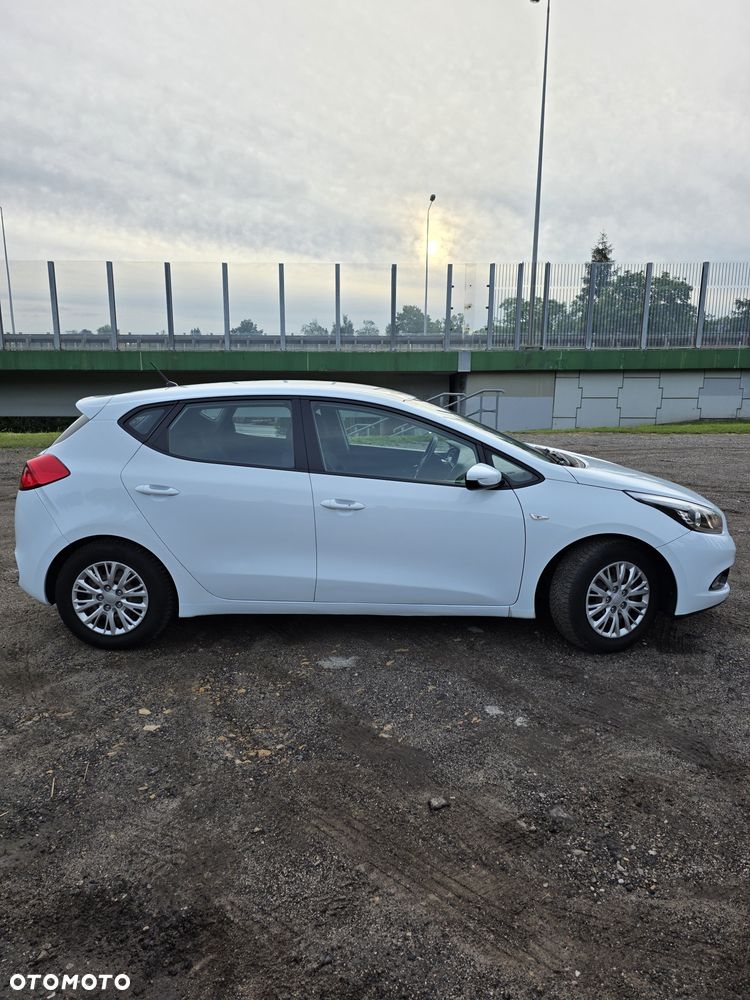 Kia Ceed - 5