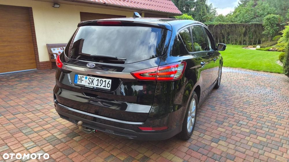 Ford S-Max - 10