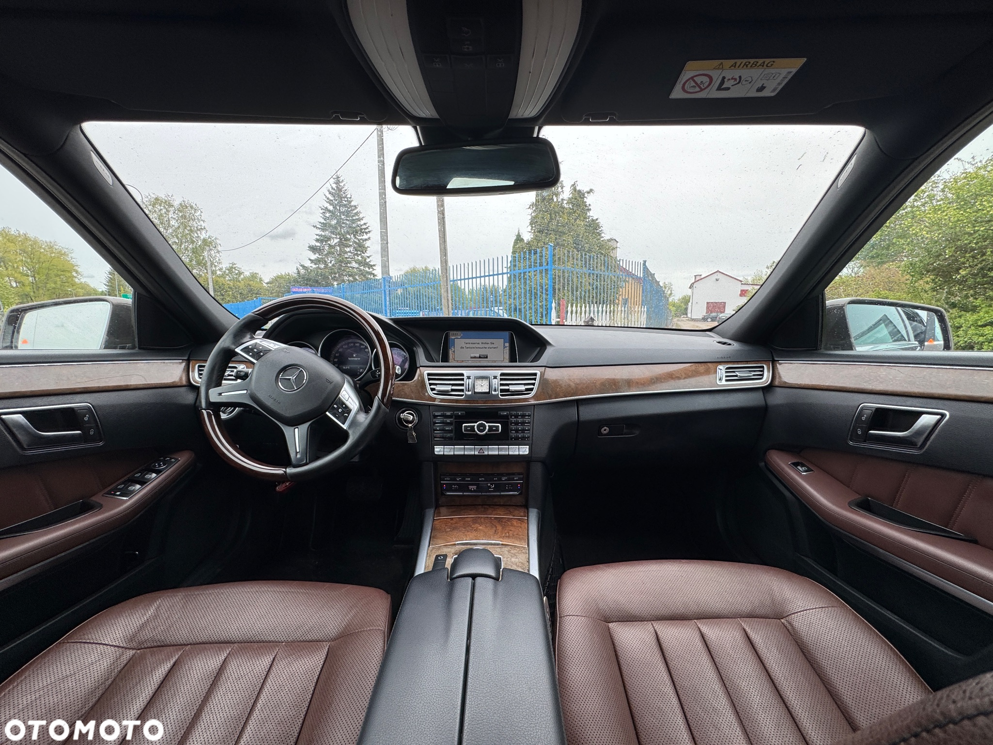 Mercedes-Benz Klasa E 220 T BlueTEC 4Matic 7G-TRONIC Avantgarde - 2