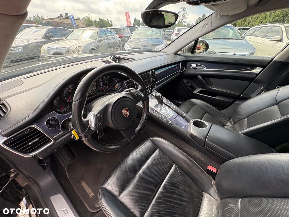 Porsche Panamera S PDK - 17