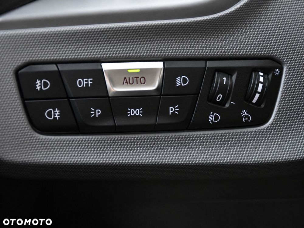 BMW Seria 1 118i Advantage - 13