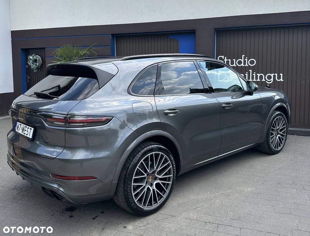 Porsche Cayenne Platinum Edition - 5