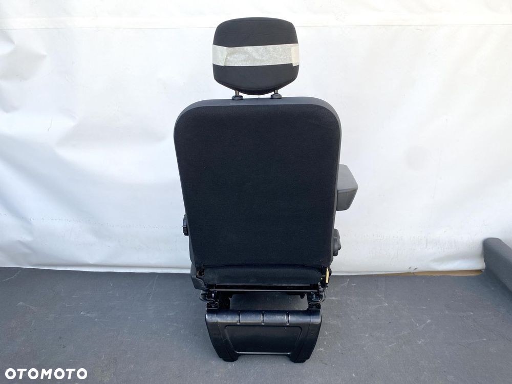 MASTER 3 4 MOVANO B NV400 10- FOTEL LEWY KIEROWCY STAN Bardzo dobry Oryg. - 7