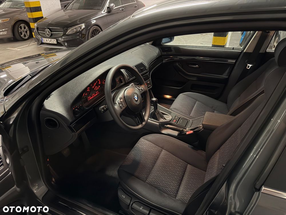 BMW Seria 5 - 8