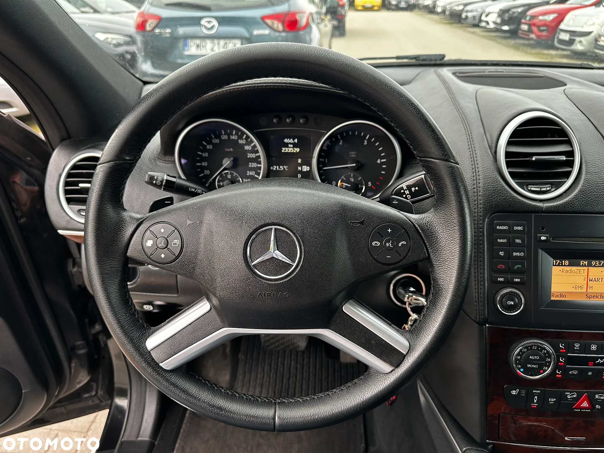 Mercedes-Benz ML - 8